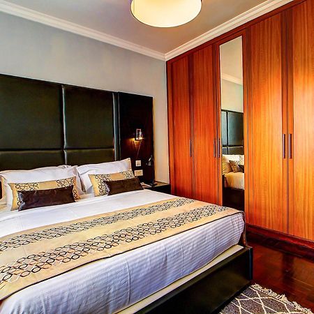 Nelson'S Court Serviced Apartments Найроби Стая снимка