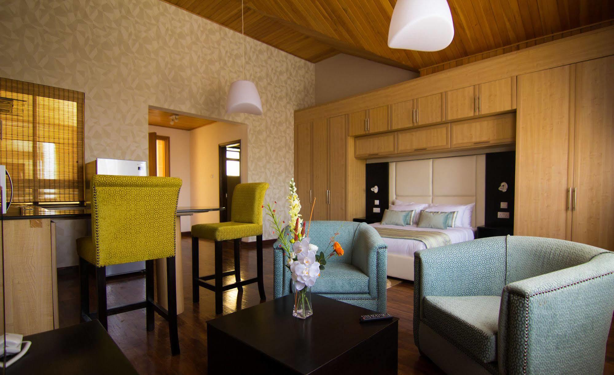 Nelson'S Court Serviced Apartments Найроби Екстериор снимка